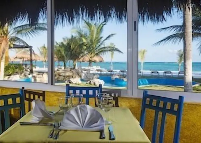 Hotel Pavoreal 4*