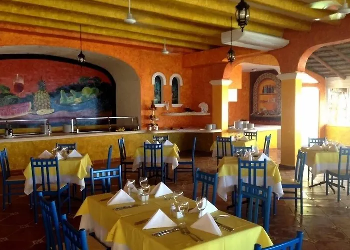 Pavoreal Hotel